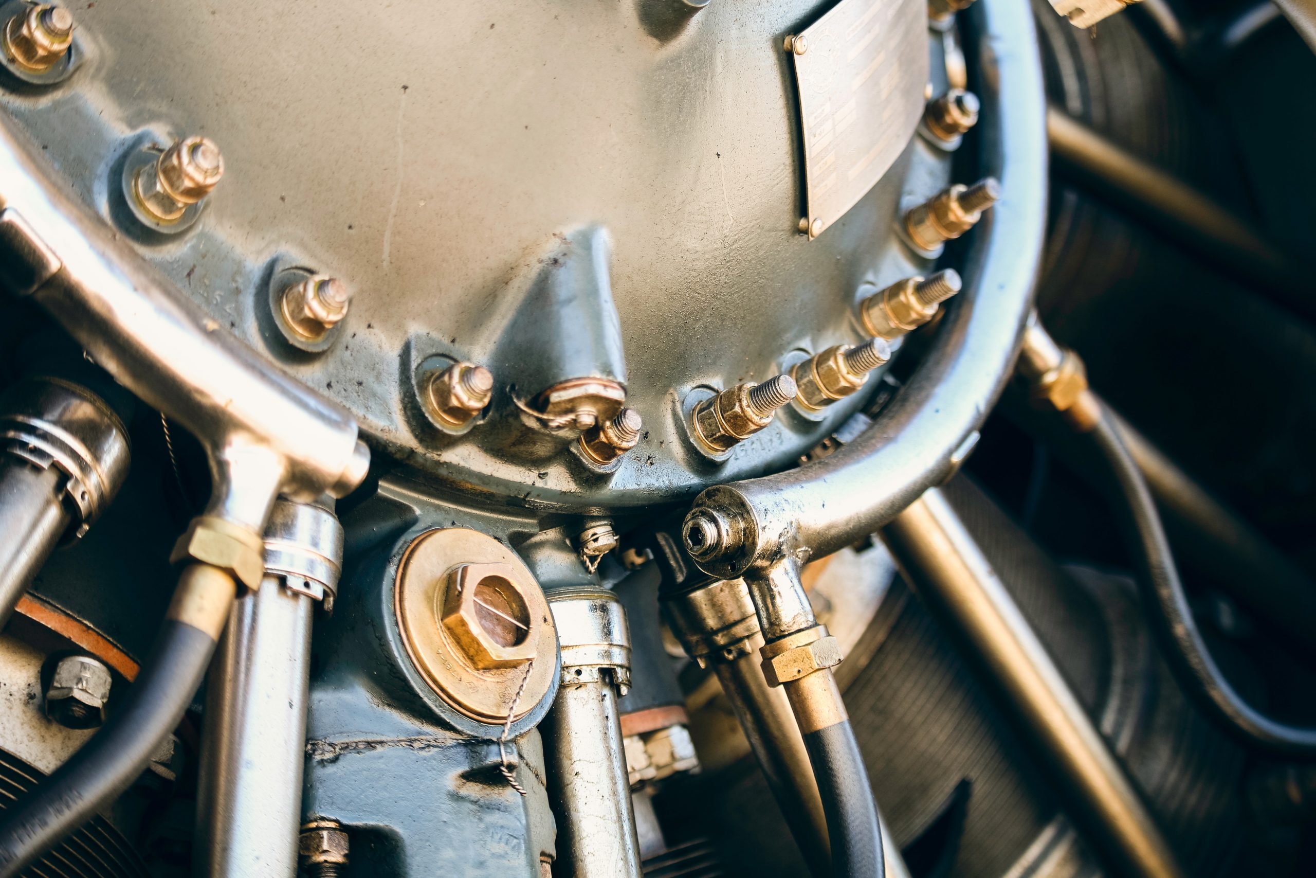 4 Tips to Consider Before Selecting a Hydraulic Cylinder - Motus Hydraulics